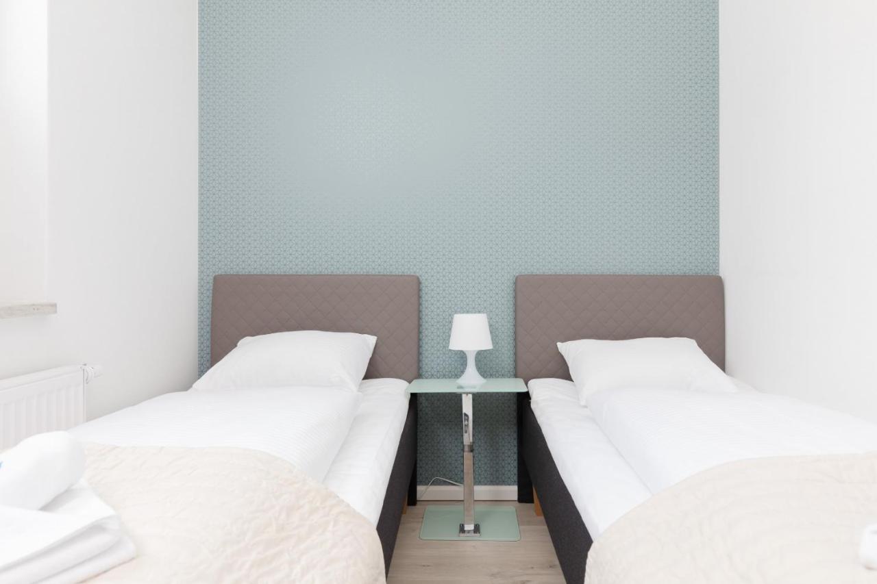 Przestronny Apartament Z Balkonem - Przy Porcie - Swinoujscie By Noclegi Renters Kültér fotó