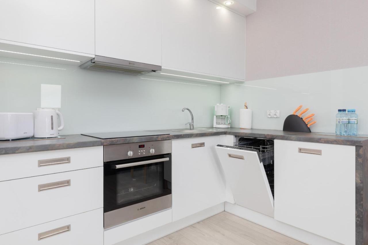 Przestronny Apartament Z Balkonem - Przy Porcie - Swinoujscie By Noclegi Renters Kültér fotó