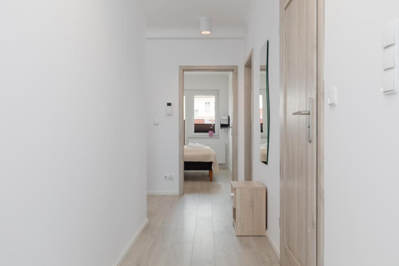 Przestronny Apartament Z Balkonem - Przy Porcie - Swinoujscie By Noclegi Renters Kültér fotó