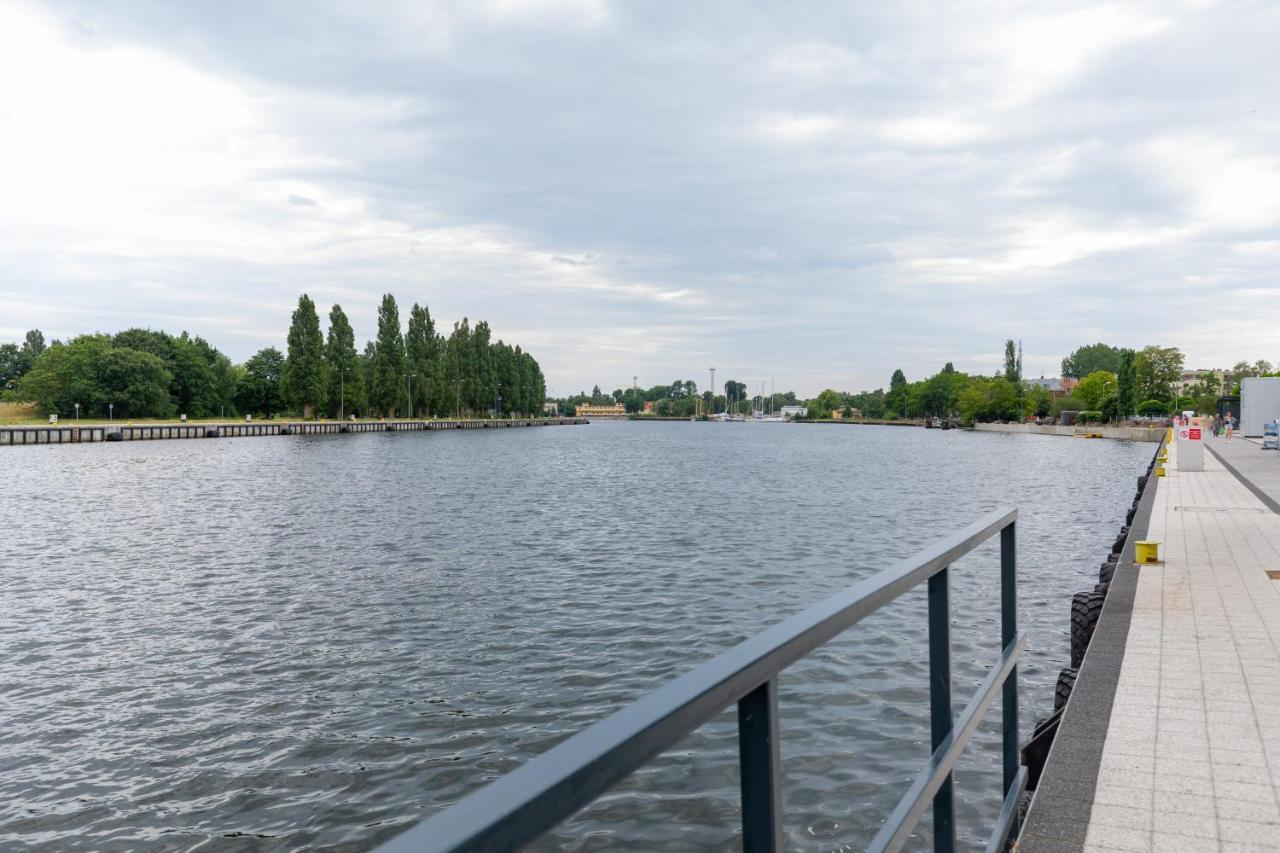 Przestronny Apartament Z Balkonem - Przy Porcie - Swinoujscie By Noclegi Renters Kültér fotó