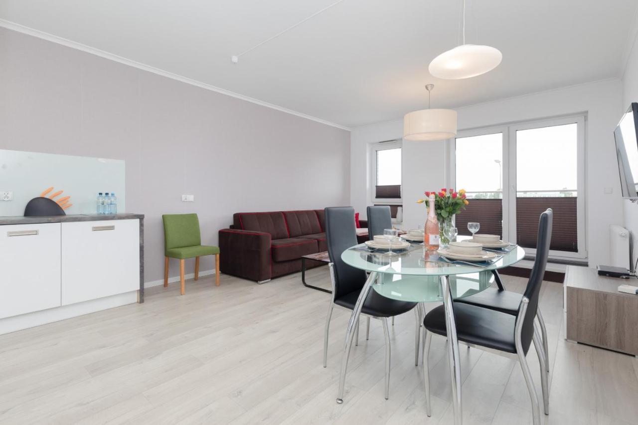 Przestronny Apartament Z Balkonem - Przy Porcie - Swinoujscie By Noclegi Renters Kültér fotó