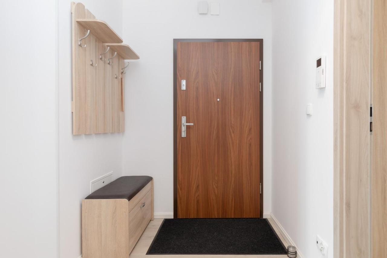 Przestronny Apartament Z Balkonem - Przy Porcie - Swinoujscie By Noclegi Renters Kültér fotó