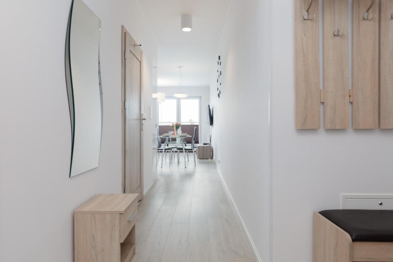 Przestronny Apartament Z Balkonem - Przy Porcie - Swinoujscie By Noclegi Renters Kültér fotó